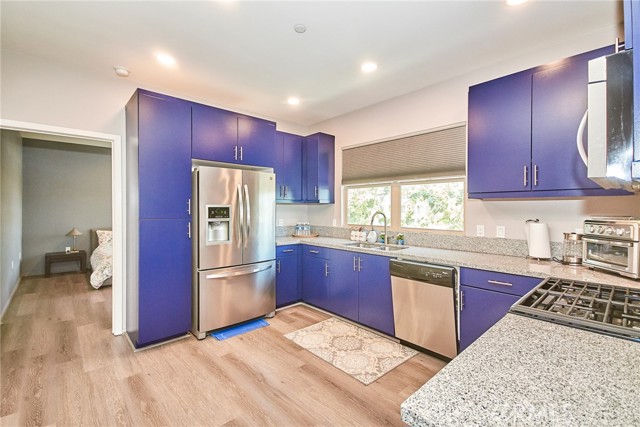 401 S Anaheim Boulevard, Anaheim CA: https://media.crmls.org/medias/54333377-d1a7-491f-b397-d7ed3b028b13.jpg