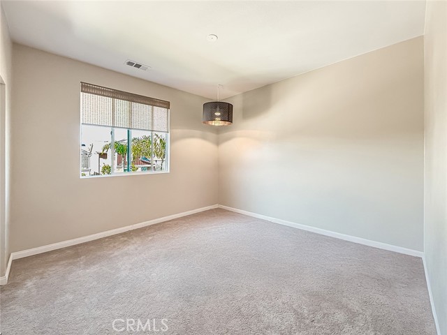 Image 33 of 49 For 458 Edgewood Drive