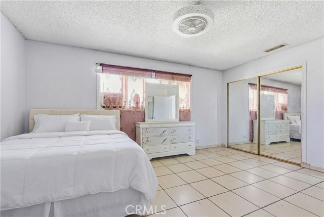 Detail Gallery Image 3 of 9 For 134 S Magnolia 4c,  Anaheim,  CA 92804 - 3 Beds | 2 Baths