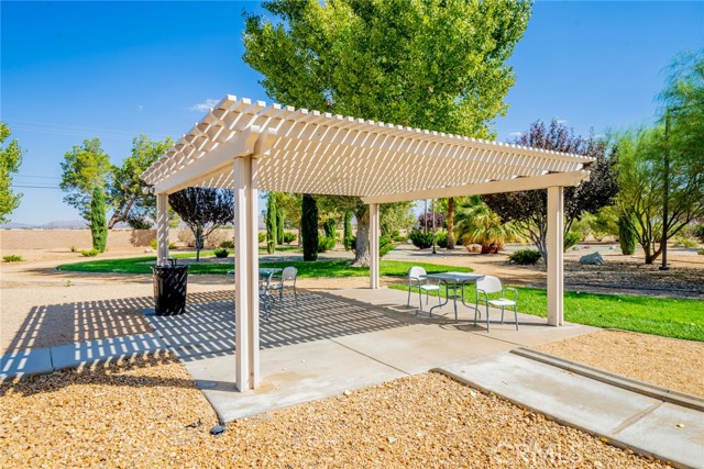 Detail Gallery Image 39 of 46 For 22241 Nisqually Rd #123,  Apple Valley,  CA 92308 - 2 Beds | 2 Baths