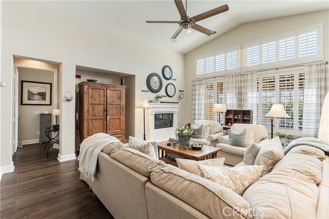 Detail Gallery Image 6 of 72 For 31831 Ridge Berry, Winchester,  CA 92596 - 3 Beds | 3 Baths