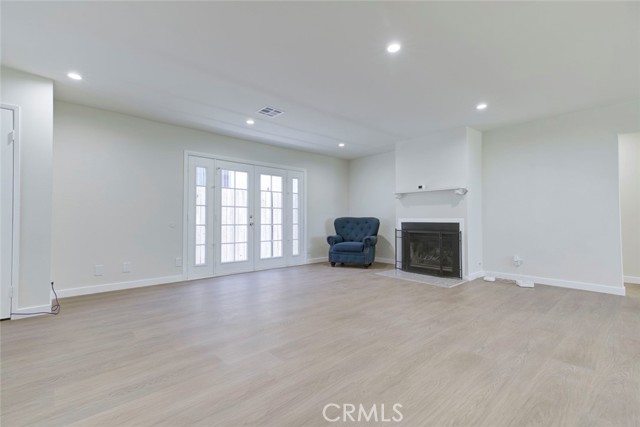 Detail Gallery Image 5 of 26 For 7710 Wentworth St, Tujunga,  CA 91042 - 4 Beds | 2 Baths