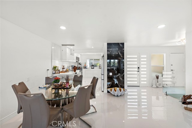 Detail Gallery Image 5 of 38 For 23421 Caminito Telmo, Laguna Hills,  CA 92653 - 1 Beds | 1/1 Baths