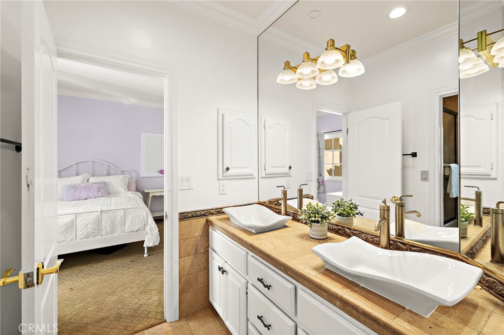 MLS #OC26048332 image #24