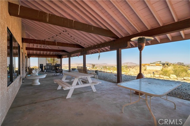 Detail Gallery Image 8 of 75 For 1388 N Jemez Trl, Landers,  CA 92285 - 3 Beds | 3 Baths