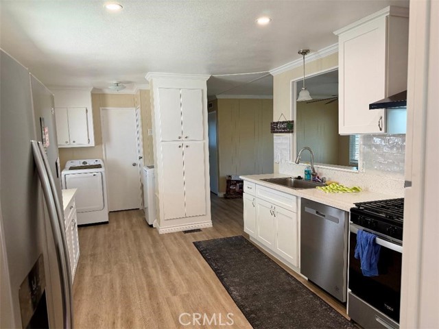 Detail Gallery Image 8 of 18 For 1456 E Philadelphia #322,  Ontario,  CA 91761 - 3 Beds | 2 Baths
