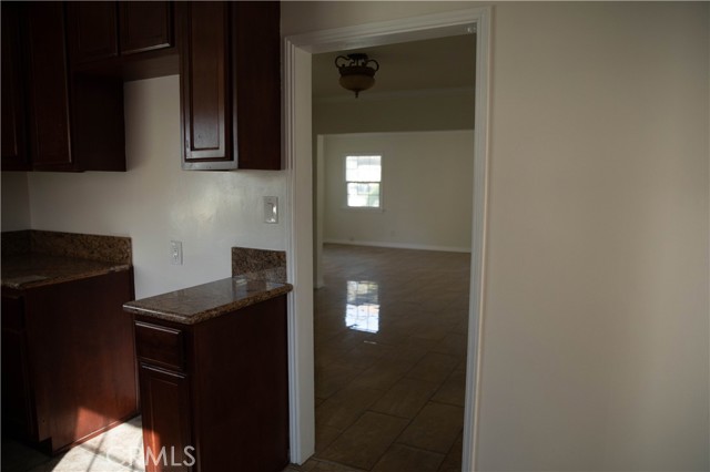 Detail Gallery Image 17 of 51 For 9726 Kauffman Ave, South Gate,  CA 91355 - 2 Beds | 1 Baths