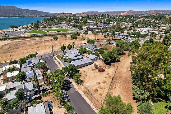 Vacant Land At An Angle 11, 761 SF Lot