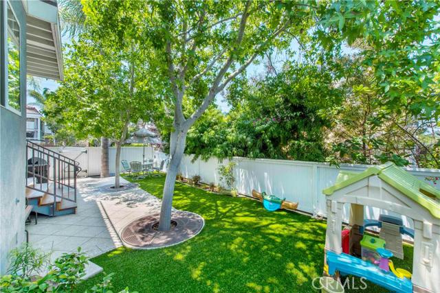 1701 Oak Avenue, Manhattan Beach, California 90266, 4 Bedrooms Bedrooms, ,3 BathroomsBathrooms,Residential,Sold,Oak,SB17043076