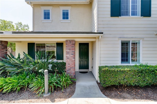 753 Park View, Glendora CA: https://media.crmls.org/medias/543c0818-2d96-41ef-990a-e840657f417a.jpg