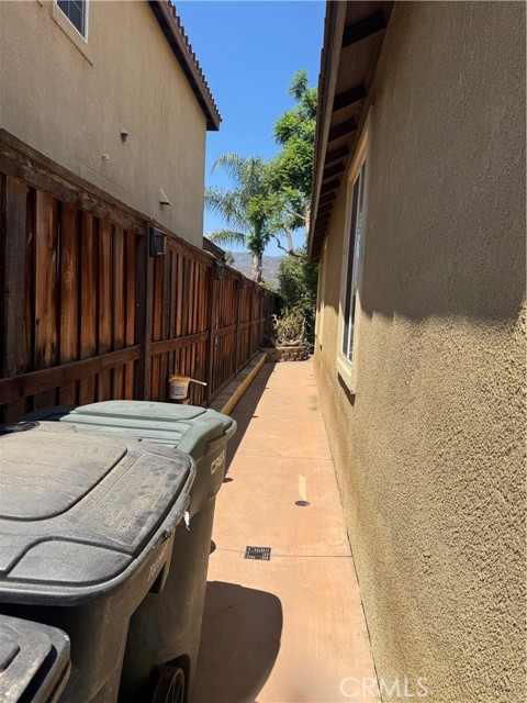 Detail Gallery Image 14 of 21 For 3884 Ash St, Lake Elsinore,  CA 92530 - 3 Beds | 2 Baths