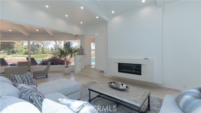 Detail Gallery Image 7 of 74 For 30421 Mirador Ct, Laguna Niguel,  CA 92677 - 4 Beds | 3/1 Baths