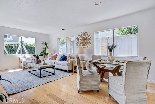 Detail Gallery Image 18 of 43 For 1808 Pullman Ln #B,  Redondo Beach,  CA 90278 - 4 Beds | 2/1 Baths