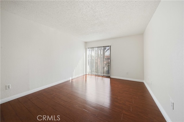 Detail Gallery Image 16 of 22 For 9047 Langdon Ave #6,  North Hills,  CA 91343 - 2 Beds | 2 Baths