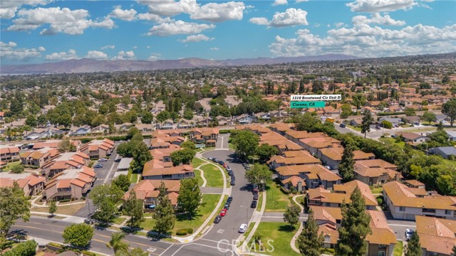 1310 Brentwood Circle, Corona CA: https://media.crmls.org/medias/543e4905-65f5-4dd7-9771-9c01bf19eb61.jpg