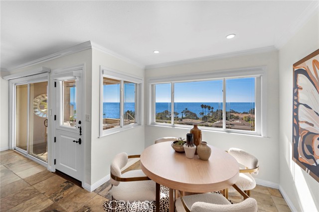 Detail Gallery Image 9 of 40 For 21692 Ocean Vista Dr #C,  Laguna Beach,  CA 92651 - 2 Beds | 1 Baths