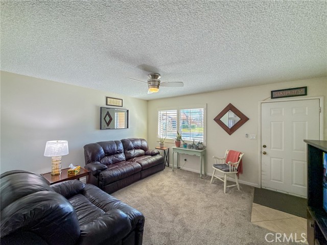 Detail Gallery Image 10 of 34 For 43920 Bobby Jones #20,  Lancaster,  CA 93536 - 2 Beds | 2 Baths