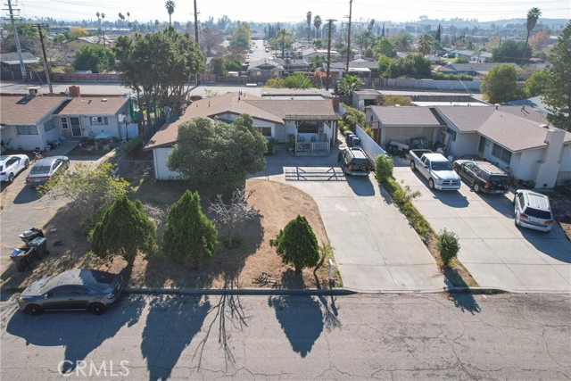 Detail Gallery Image 3 of 43 For 25419 Edgemont Dr, San Bernardino,  CA 92404 - 4 Beds | 3 Baths