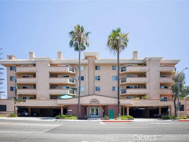 Detail Gallery Image 1 of 8 For 11410 Brookshire Ave #319,  Downey,  CA 90241 - 2 Beds | 2 Baths