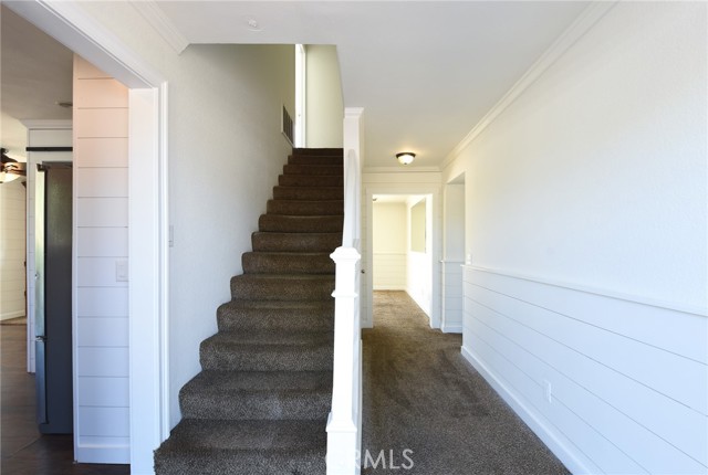 36055 Maddalena Road, Winchester CA: https://media.crmls.org/medias/544270d9-9004-4f5f-9aec-ecc62e4f6c80.jpg