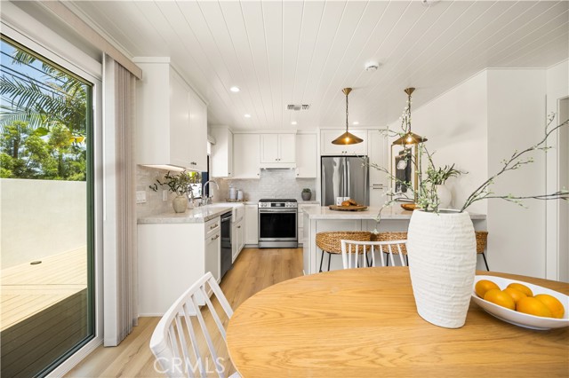 2134 Orange Avenue, Costa Mesa CA: https://media.crmls.org/medias/5442881c-a41c-4613-828f-43e898d55805.jpg