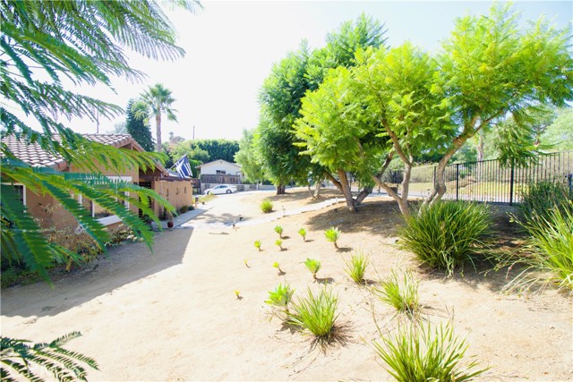 Detail Gallery Image 9 of 50 For 1321 Friends Way, Fallbrook,  CA 92028 - 4 Beds | 3 Baths