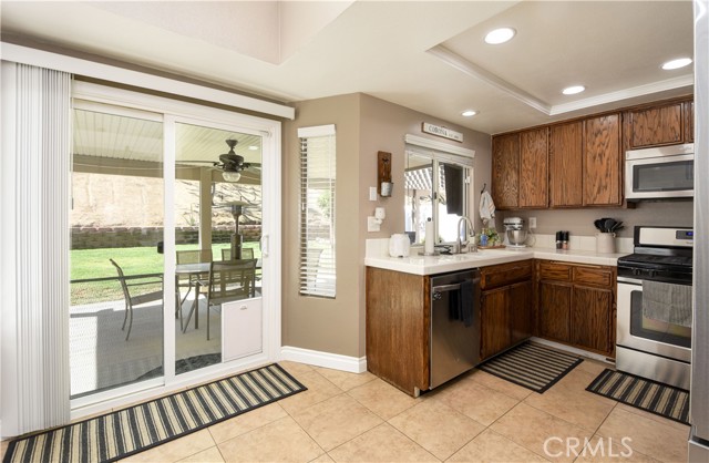 Detail Gallery Image 11 of 36 For 13373 Crystal Springs, Corona,  CA 92883 - 3 Beds | 2 Baths