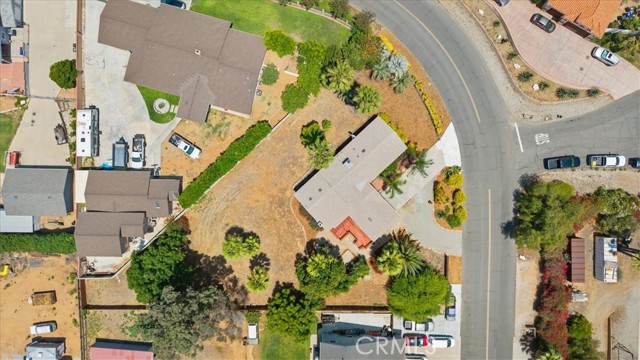 Detail Gallery Image 25 of 27 For 7070 Karen Ln, Jurupa Valley,  CA 92509 - 4 Beds | 2 Baths