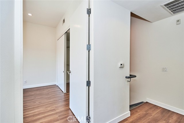 Detail Gallery Image 19 of 25 For 199 City Place Dr, Santa Ana,  CA 92705 - 2 Beds | 2/1 Baths