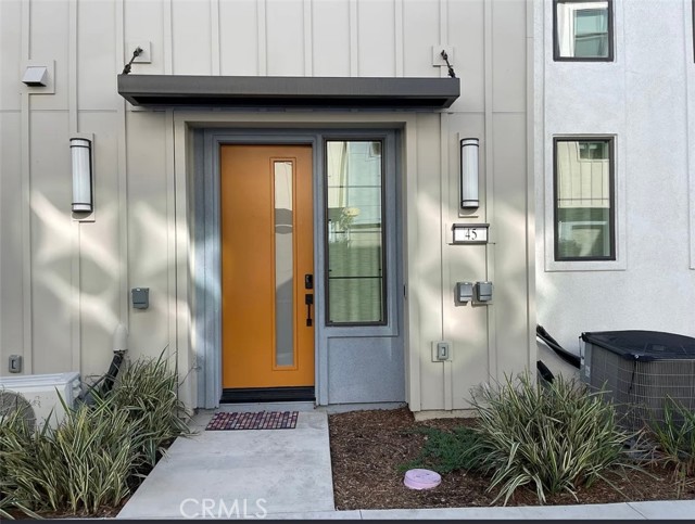 Detail Gallery Image 2 of 16 For 4096 E Luna Paseo #45,  Ontario,  CA 91764 - 3 Beds | 3/1 Baths