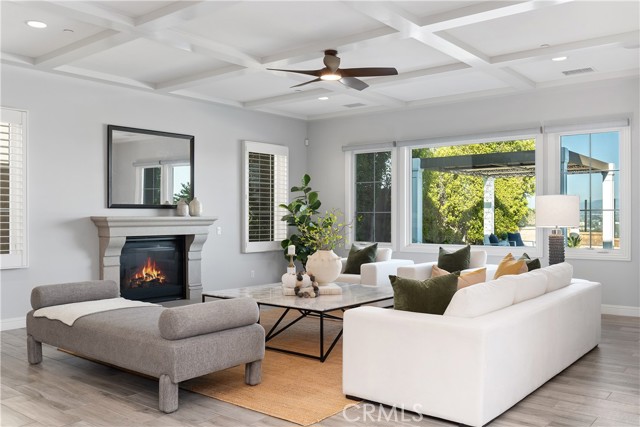 104 Scenic Crest, Irvine CA: https://media.crmls.org/medias/544475f0-0978-46b0-8163-153dd26e98a0.jpg