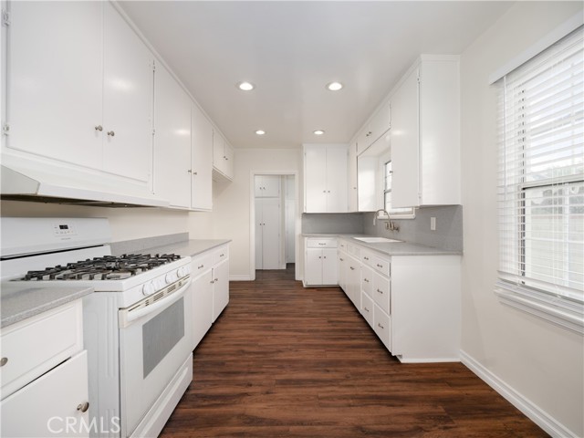 Detail Gallery Image 34 of 58 For 1238 N College, Ontario,  CA 91764 - 3 Beds | 2 Baths