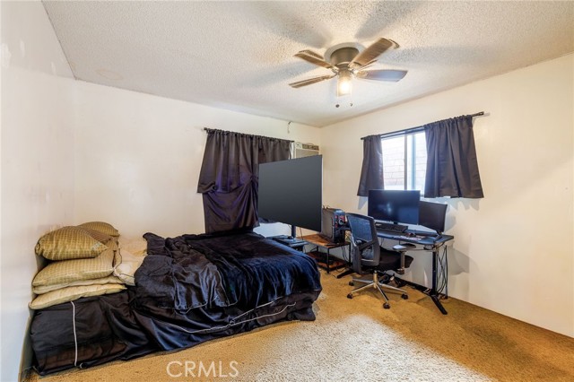 Detail Gallery Image 8 of 14 For 1839 N Taper Ave, San Pedro,  CA 90731 - 4 Beds | 2 Baths