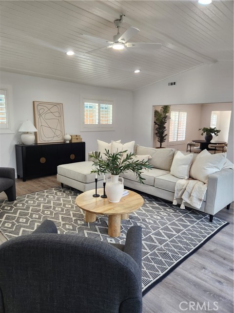 Detail Gallery Image 20 of 35 For 1626 E 15th St, Santa Ana,  CA 92701 - 4 Beds | 2 Baths