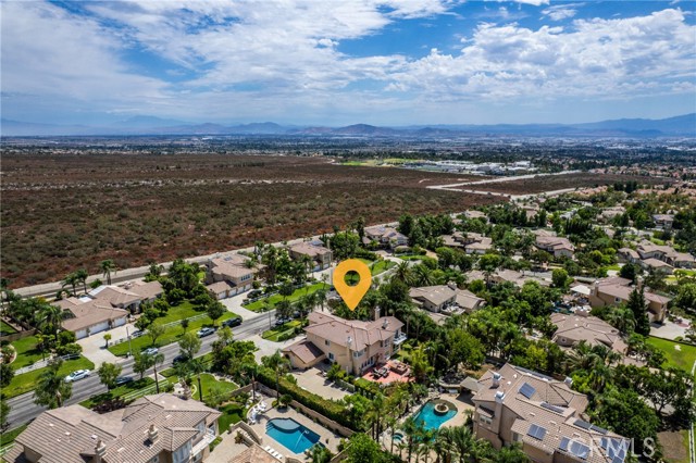 5506 Carriage Place, Rancho Cucamonga CA: https://media.crmls.org/medias/5445c96c-1f89-4731-8263-81faa788aa6e.jpg
