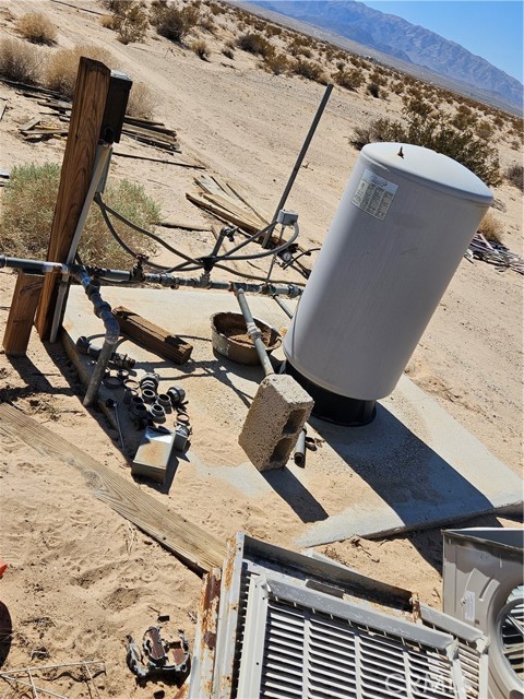 Detail Gallery Image 12 of 16 For 5451 Kuhns Rd, Twentynine Palms,  CA 92277 - 1 Beds | 1 Baths