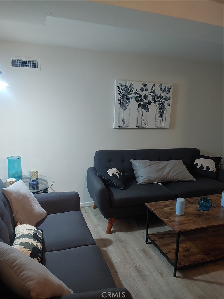 https://media.crmls.org/medias/5446d867-657a-4a1a-aac4-d34bc1e52d04.jpg?preset=X-Large