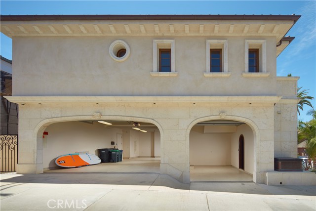 Image 47 of 59 For 3300 Ocean Boulevard