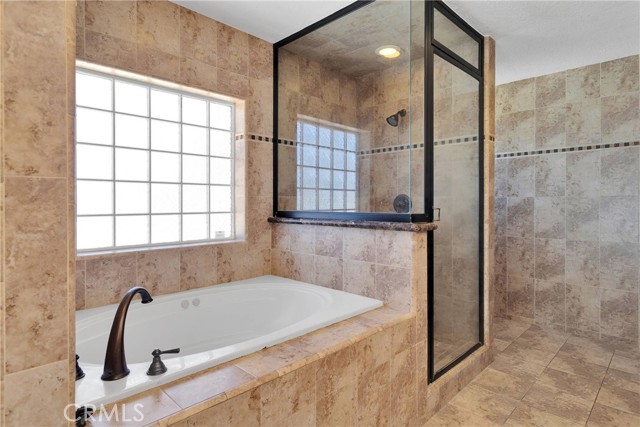 14572 Sultana Street, Hesperia CA: https://media.crmls.org/medias/54475b92-ba9f-47ae-8534-7d080709594e.jpg