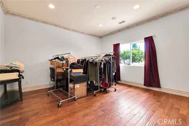 22349 Dolorosa Street, Woodland Hills CA: https://media.crmls.org/medias/54475f41-06f7-495d-b2b8-1b79bfbad16c.jpg