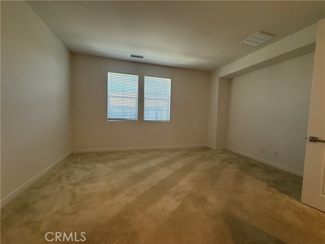 Detail Gallery Image 9 of 31 For 28618 Jardineras Dr, Valencia,  CA 91354 - 3 Beds | 2/1 Baths