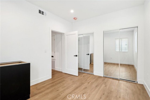 Detail Gallery Image 2 of 16 For 4514 St Elmo Dr, Los Angeles,  CA 90019 - 3 Beds | 2/1 Baths