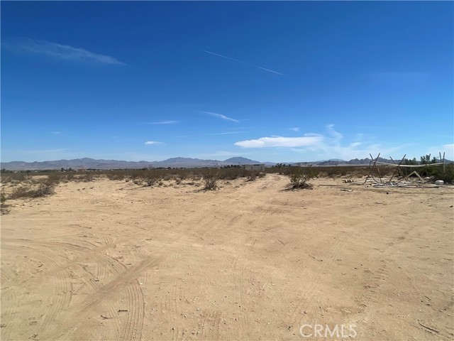 9125 Midway Avenue Lucerne Valley CA 92356