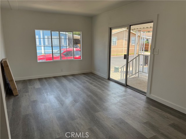 Detail Gallery Image 9 of 18 For 350 San Jacinto #11,  Perris,  CA 91571 - 2 Beds | 2 Baths
