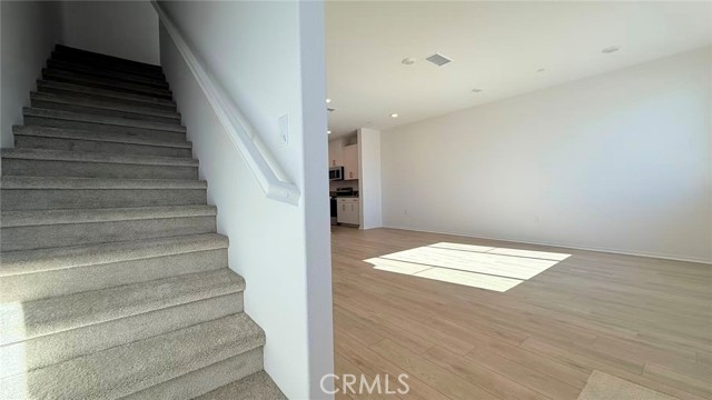 Detail Gallery Image 11 of 25 For 3580 S Eichler Paseo #106,  Ontario,  CA 91761 - 3 Beds | 2/1 Baths