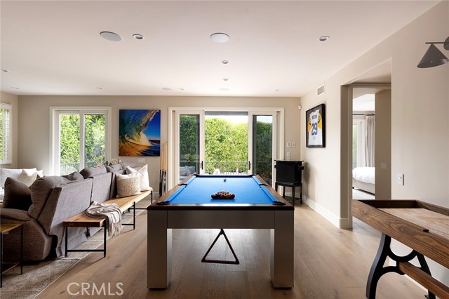 420 De Sola Terrace, Corona del Mar CA: https://media.crmls.org/medias/5448f8b2-9d40-46a5-9c28-e4c3c6e1eea4.jpg