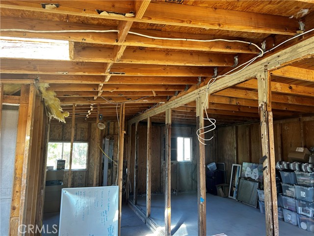 Detail Gallery Image 9 of 11 For 57976 Buena Vista Dr, Yucca Valley,  CA 92284 - 2 Beds | 2 Baths