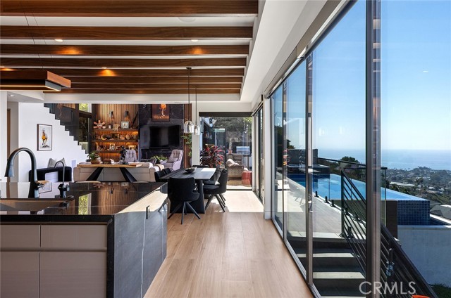 Detail Gallery Image 11 of 46 For 606 E Avenida San Juan, San Clemente,  CA 92672 - 4 Beds | 4/1 Baths