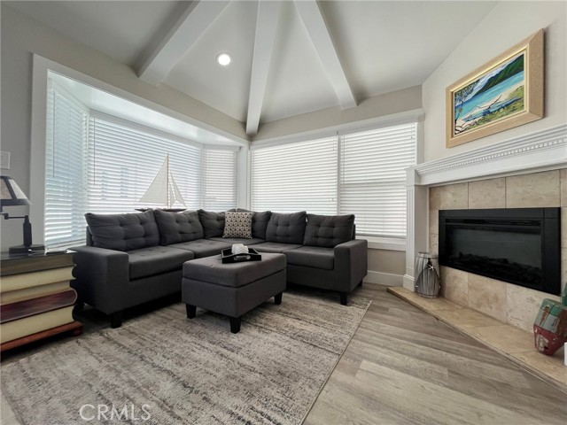Detail Gallery Image 12 of 23 For 602 1/2 Narcissus Ave, Corona Del Mar,  CA 92625 - 2 Beds | 1 Baths
