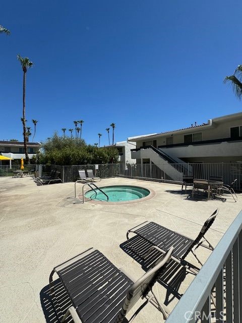 Detail Gallery Image 3 of 24 For 1900 S Palm Canyon Dr #65,  Palm Springs,  CA 92264 - 2 Beds | 2 Baths